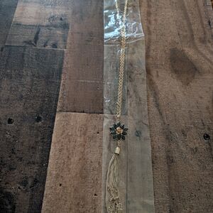 Charisma Gold and Black Flower Pendant Necklace